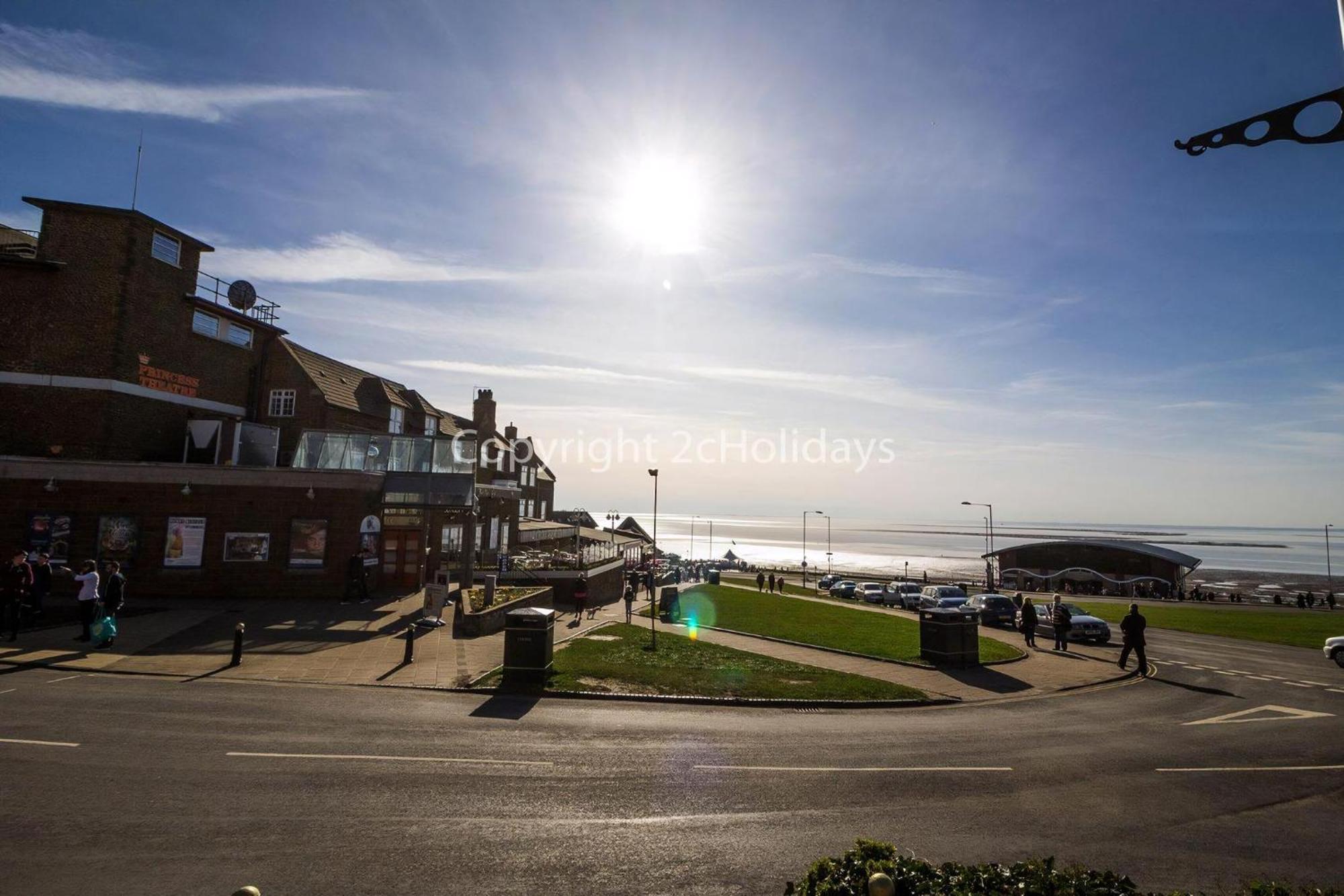 Brilliant Caravan For Hire At Manor Park In Hunstanton Norfolk Ref 23176K Hotel ภายนอก รูปภาพ