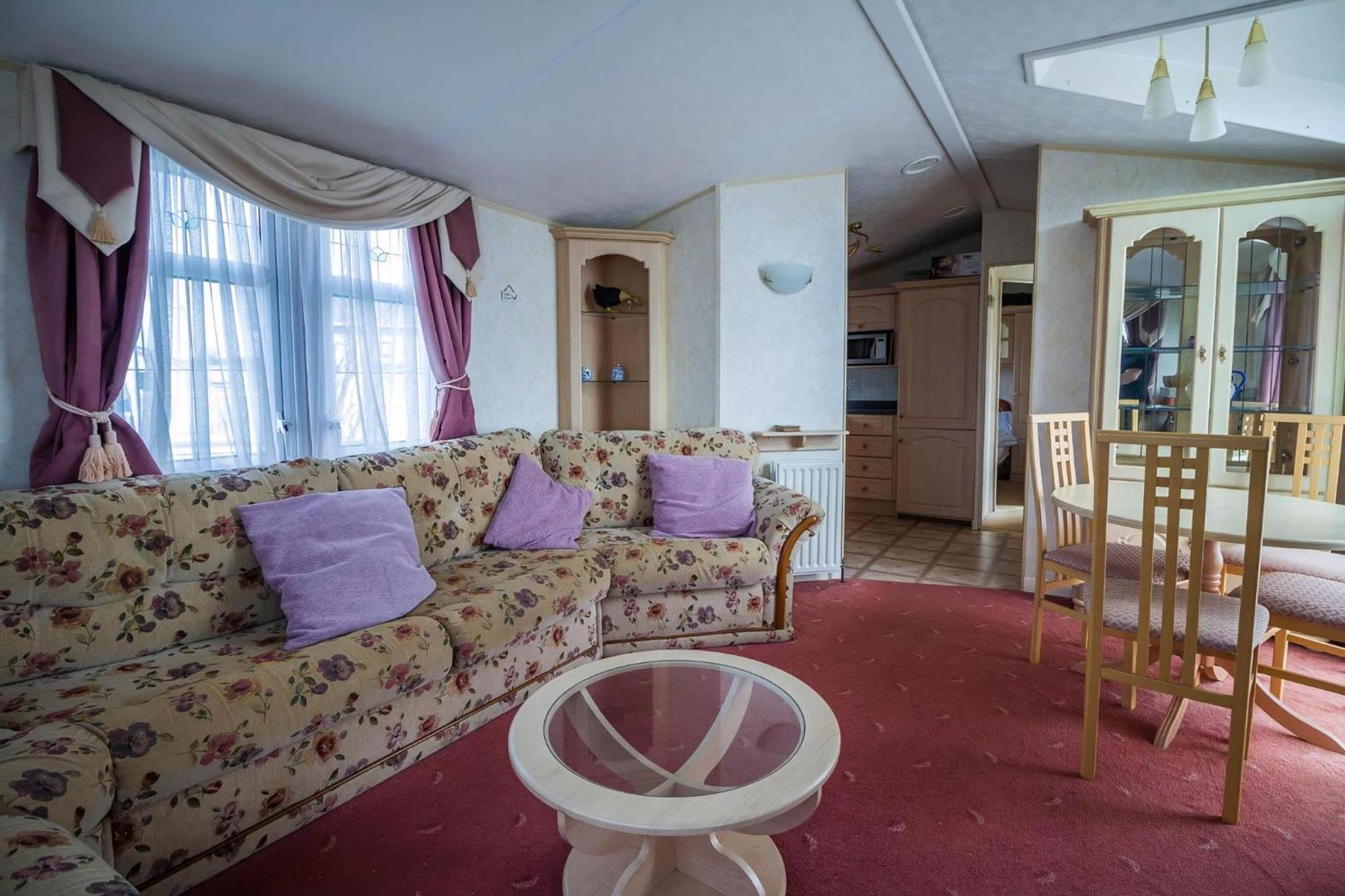 Brilliant Caravan For Hire At Manor Park In Hunstanton Norfolk Ref 23176K Hotel ภายนอก รูปภาพ